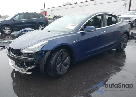 2018 Tesla Model 3 Long Range/Performance из США, поврежденный, VIN 5YJ3E1EB9JF130585